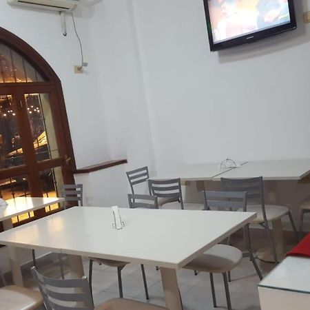 Posada Angelus Salta Buitenkant foto